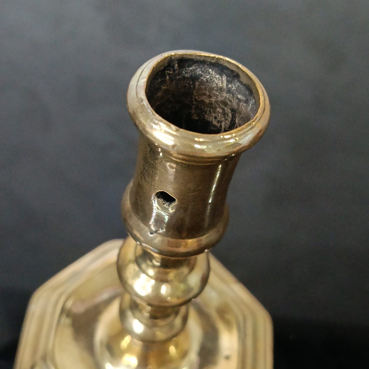 Ancien bougeoir en bronze