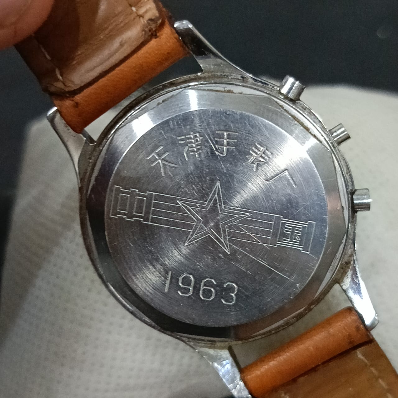 Montre chinois chronographe