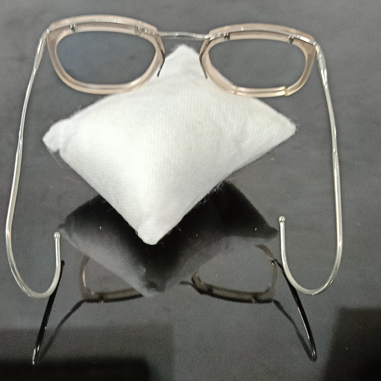Cadre du lunette vintage original