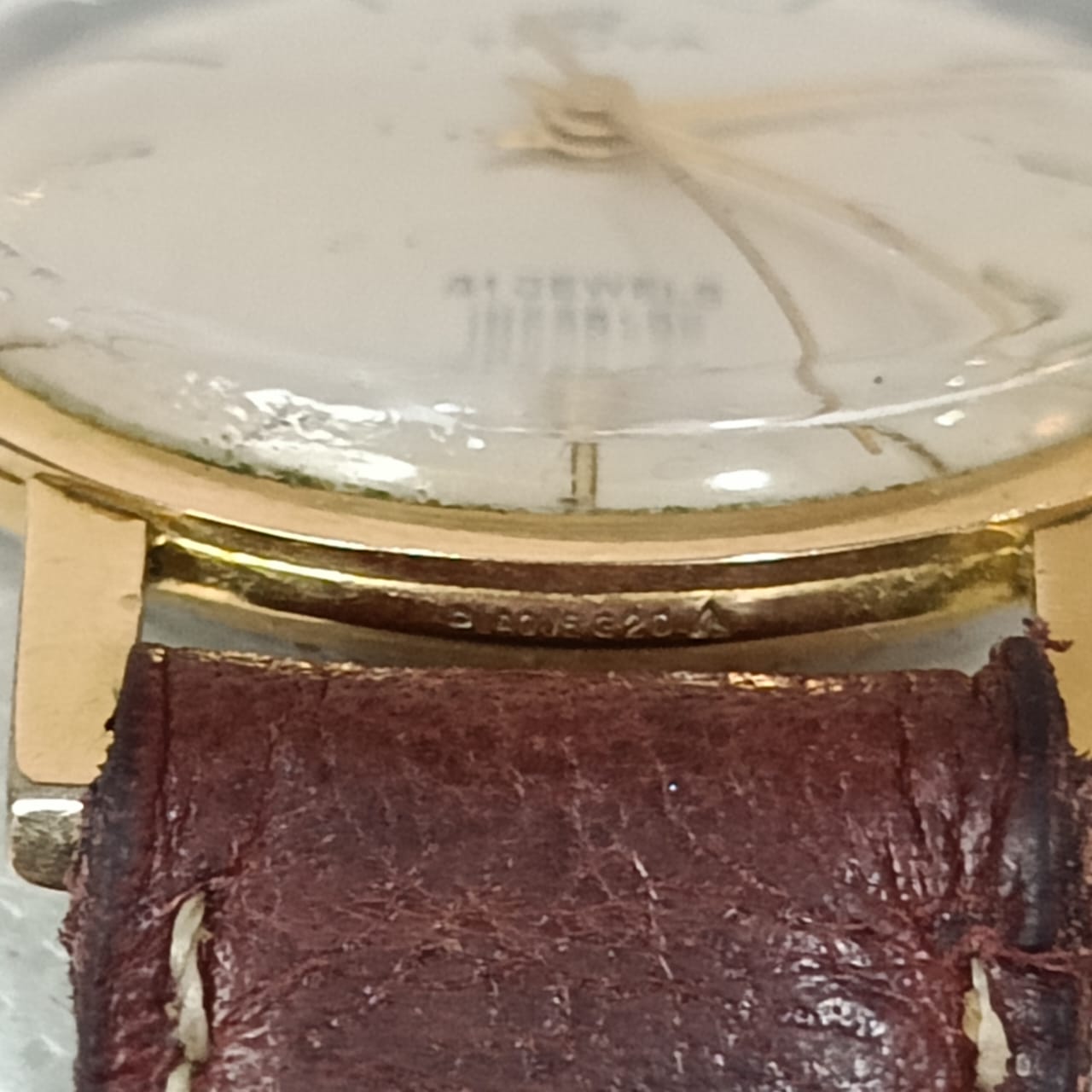Montre thuya mécanique en plaqué or 20g vintage original