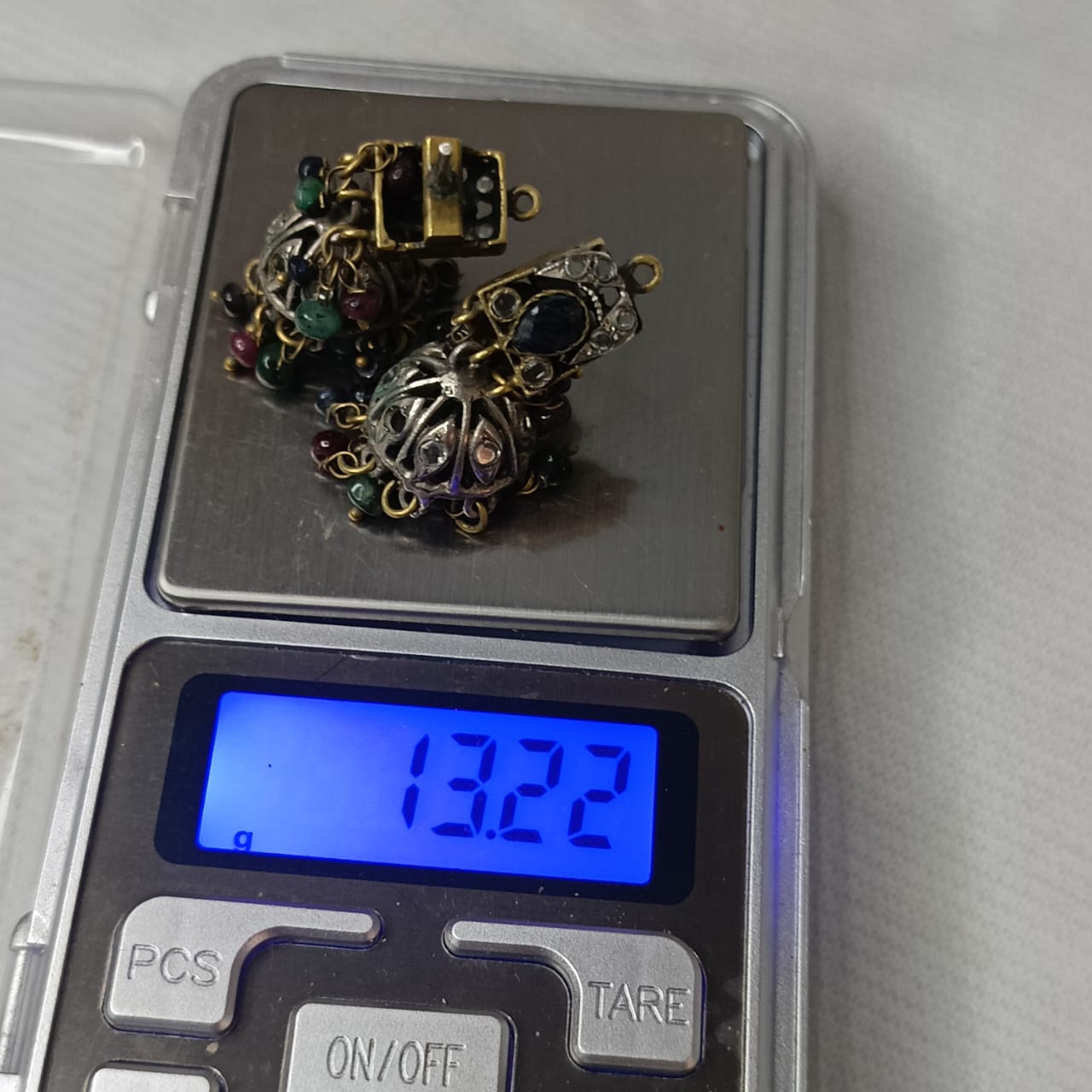 أقراط فضة مرصة بحجر سفير وياقوت - طول 3cm