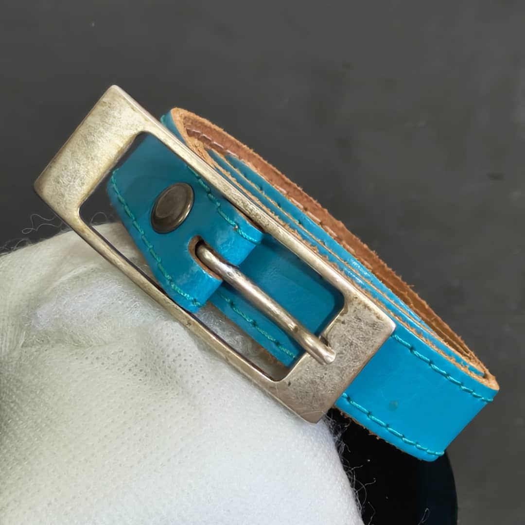 Ceinture Vanzetti femme en cuir original
98cm
Prix 4500