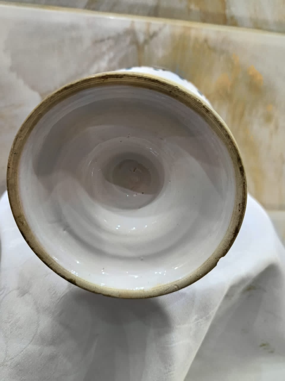 Ancien vase Porcelaine. 34cm/16cm