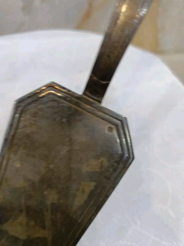 ملعقة حلويات من فضة طولها 25cm
