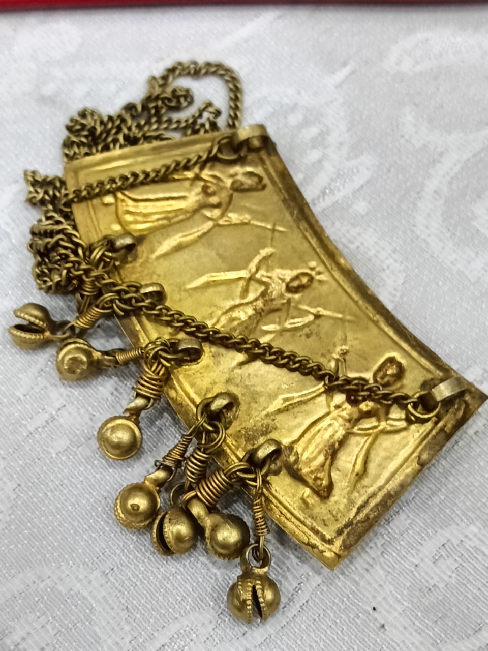 سلسلة نحاس قديمة طولها 36cm