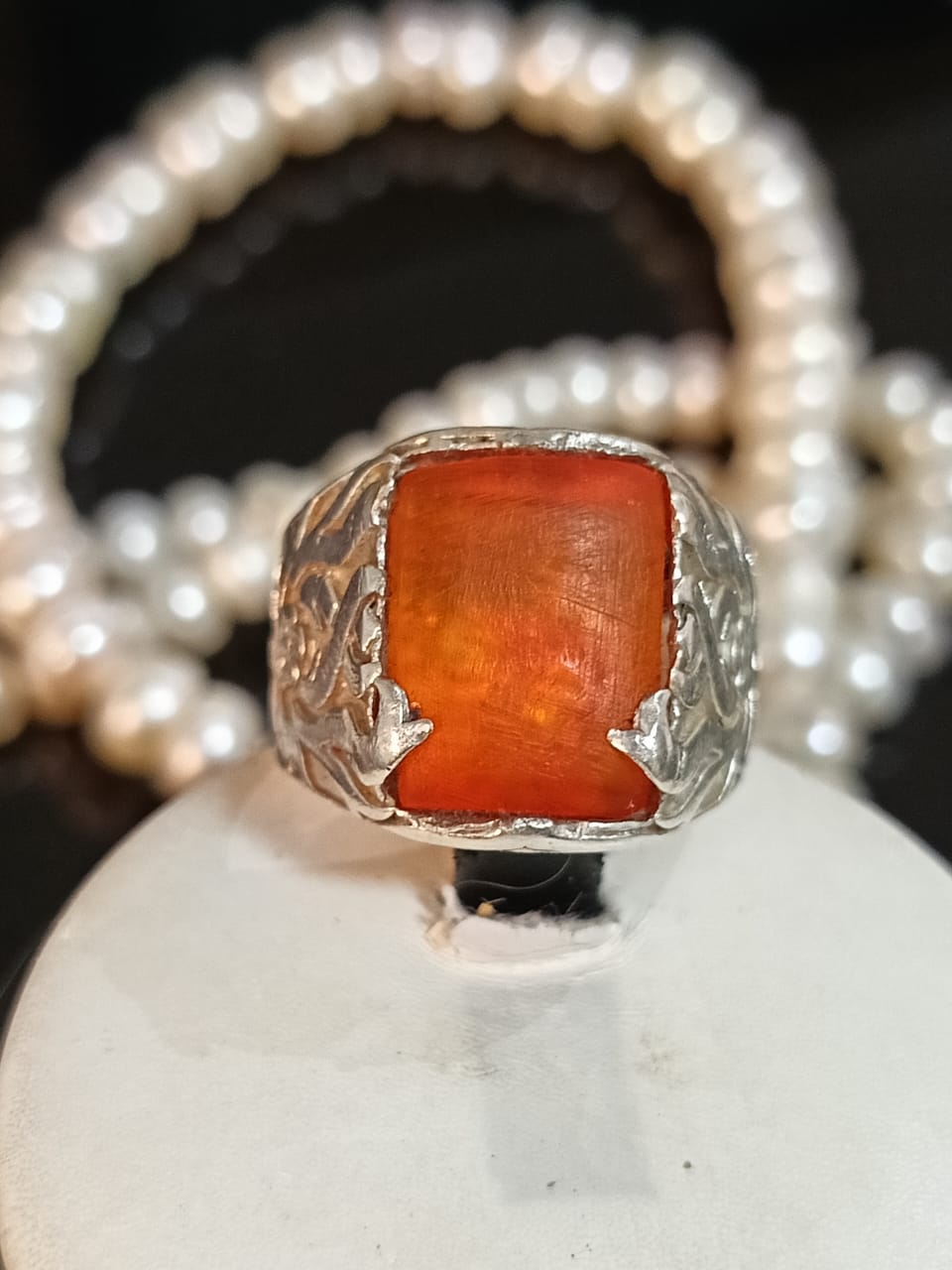 خاتم فضة بحجر كهرمان