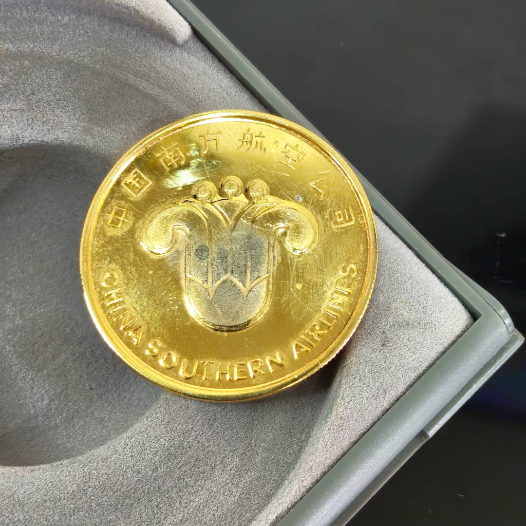 Médaille arthus Bertrand paris
قطر 7cm