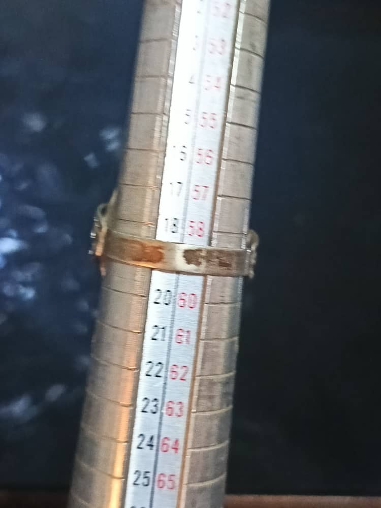 خاتم فضة بحجر كهرمان أصفر