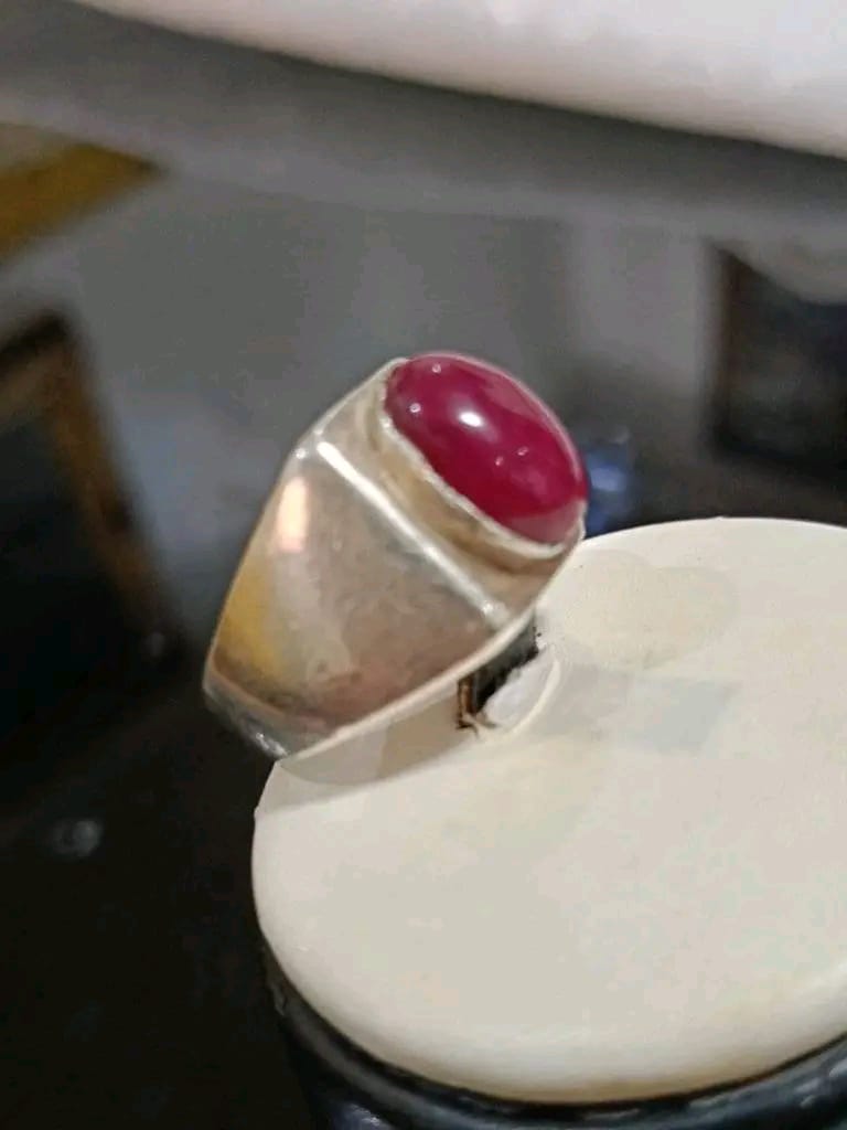 خاتم فضة بحجر ياقوت