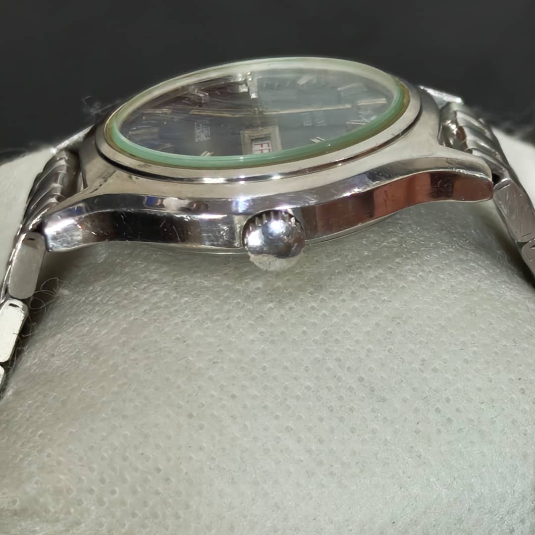 Montre Radiant blumar automatique original
38mm
Prix 13000