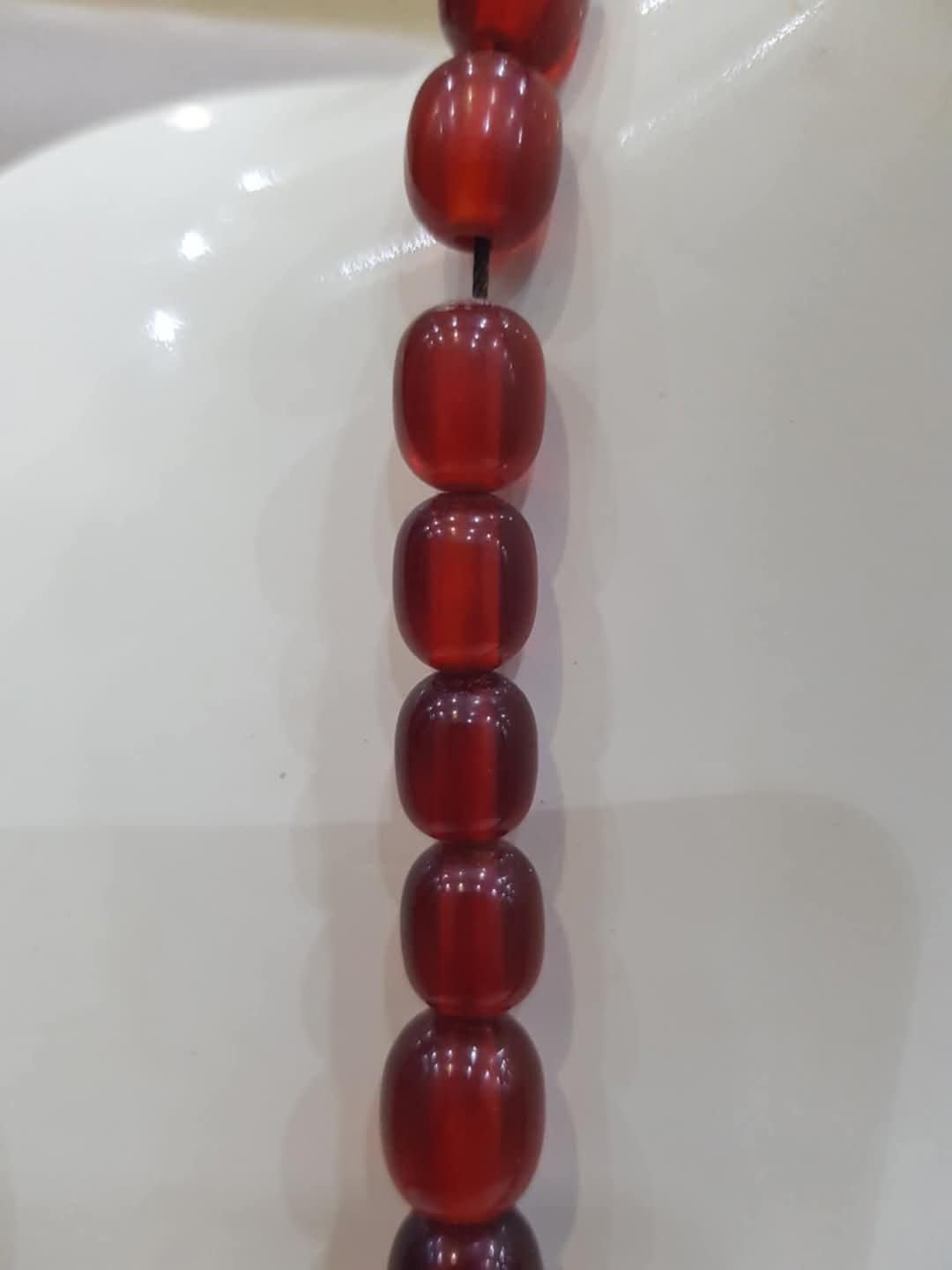 عقد بحجر كهرمان طوله 30cm