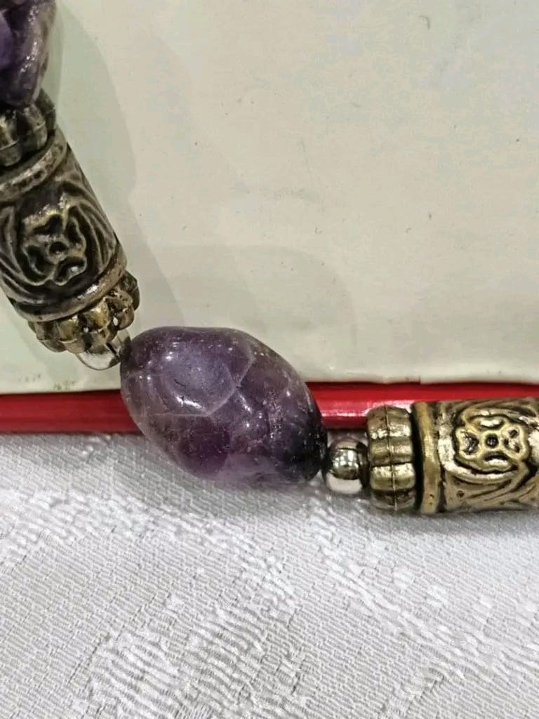 عقد بحجر امتيست طوله مغلق 50cm