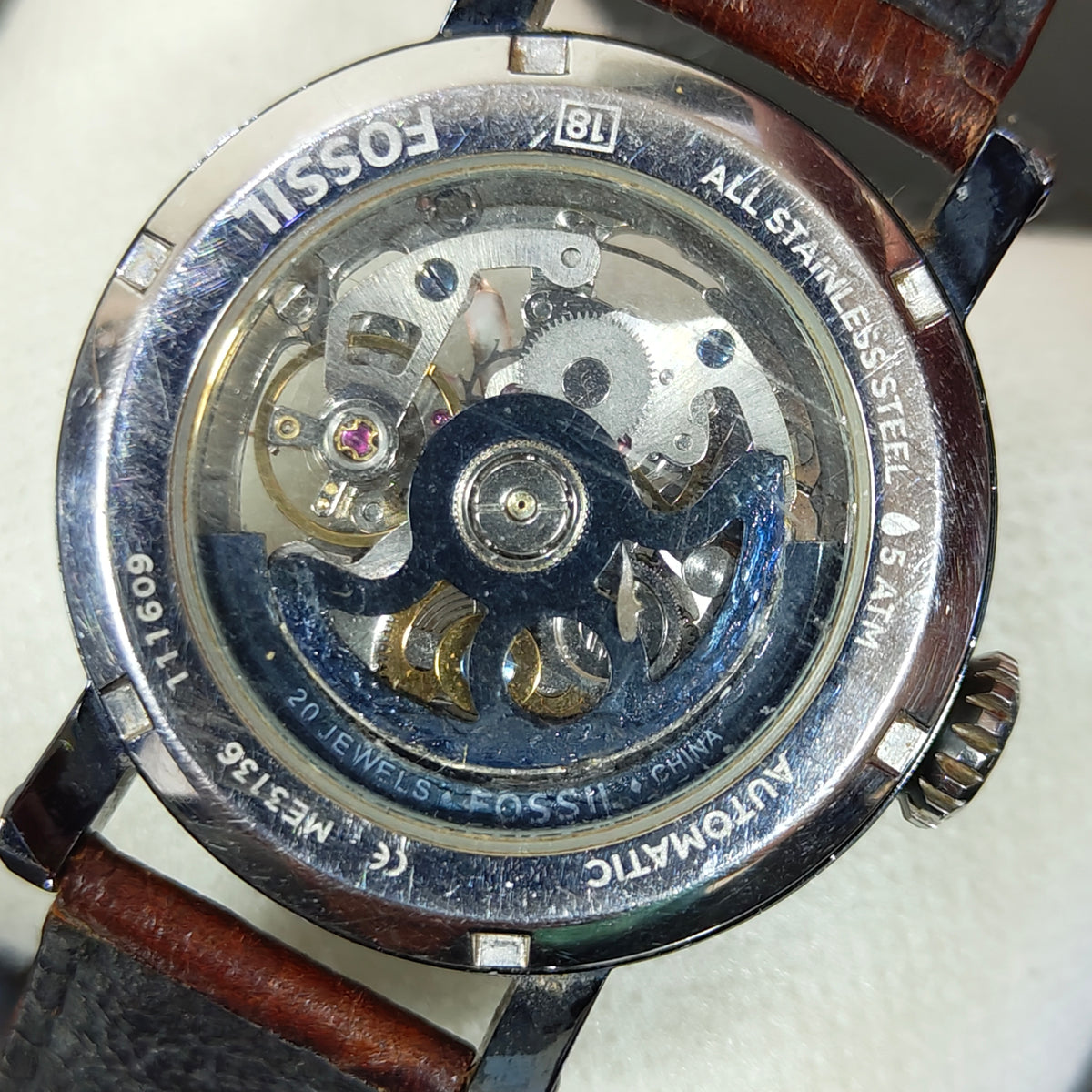 Montre fossil automatique scoullat original
38mm