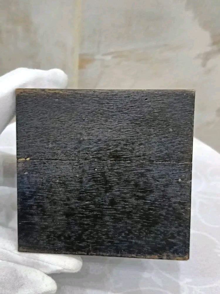 صندوق مجوهرات فارسي منقوش
10cm/10cm