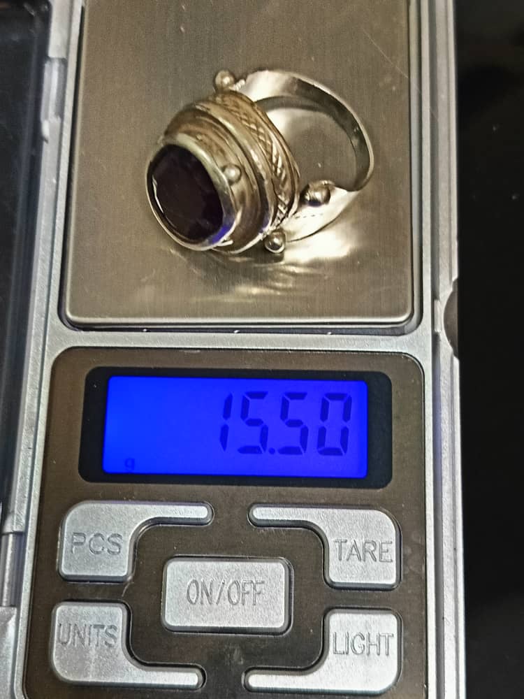 خاتم فضة بحجر ياقوت