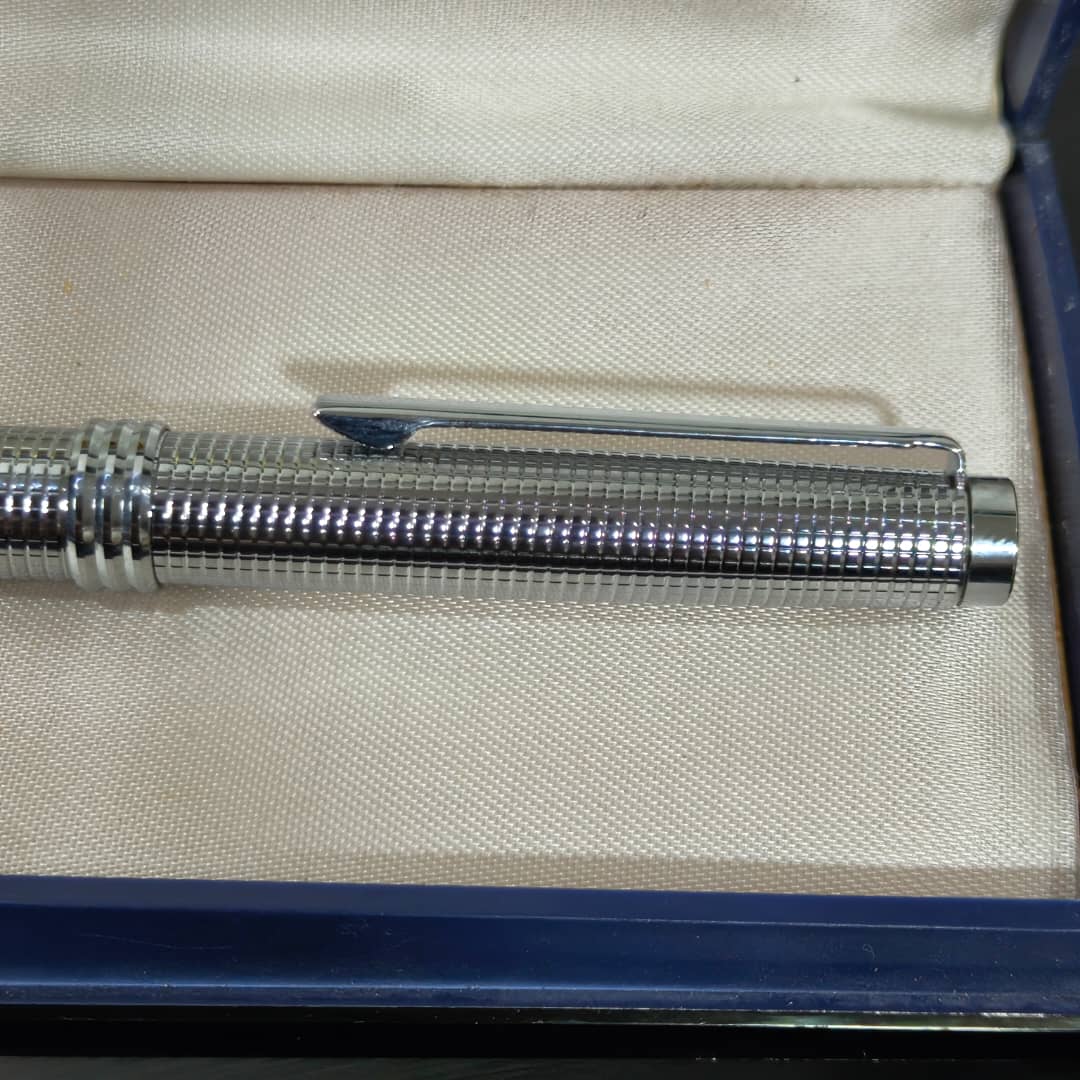 Stylo plume Soma Neuf