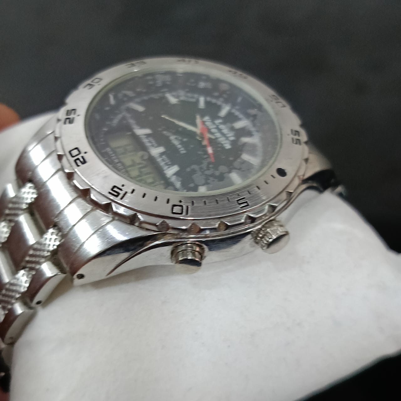 Montre louis Valentin original