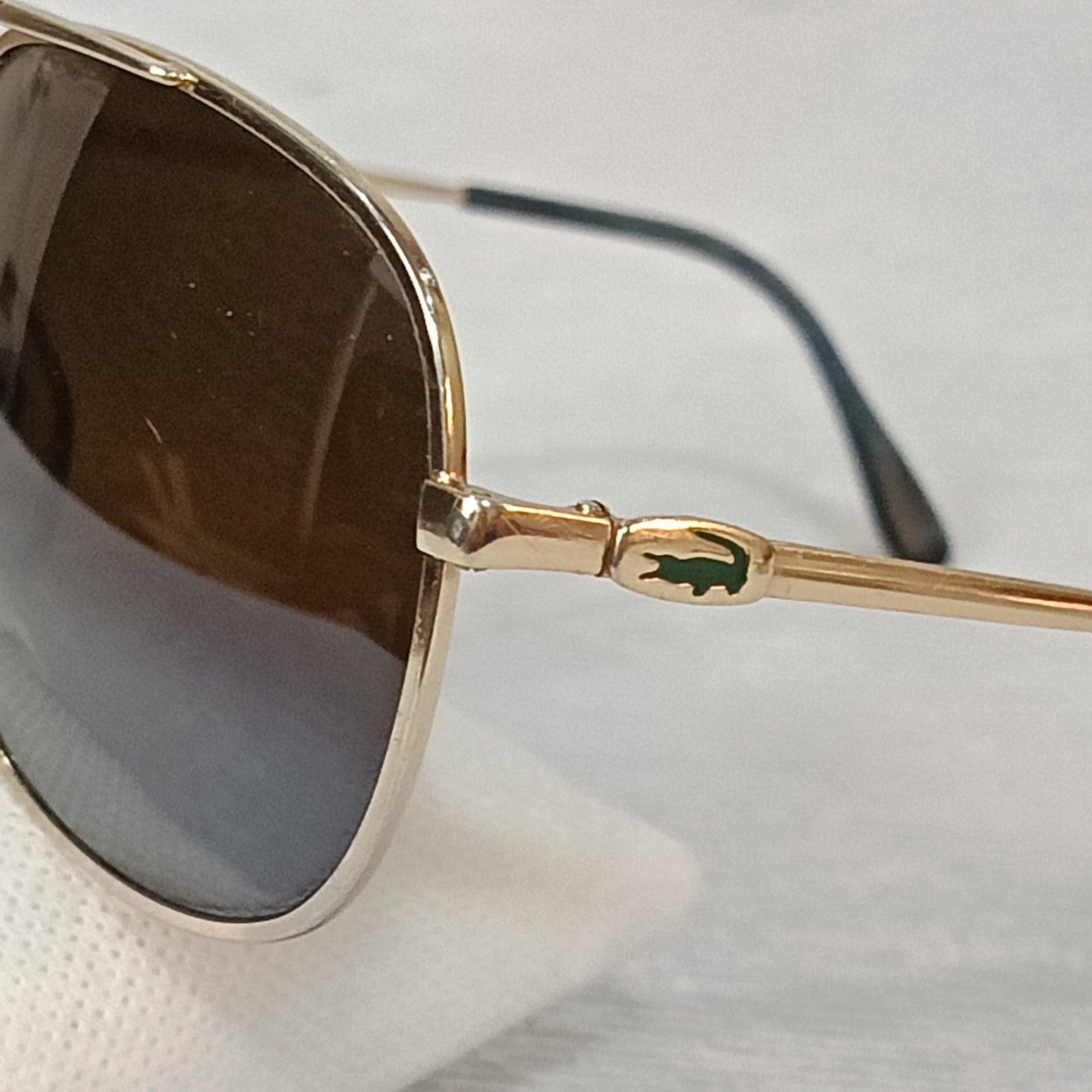 Lunette Lacoste homme original en plaqué or vintage