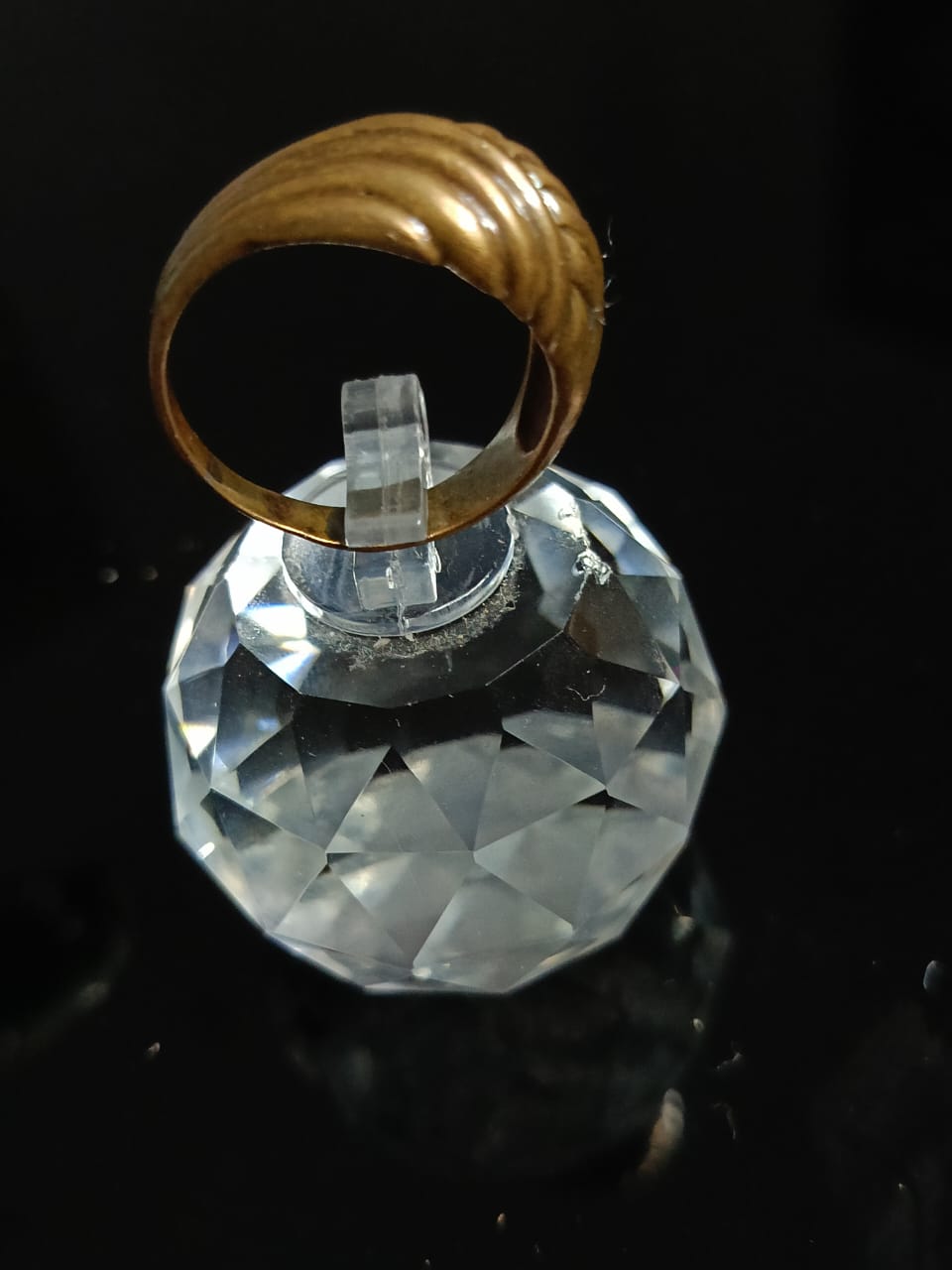 خاتم نحاس عتيق