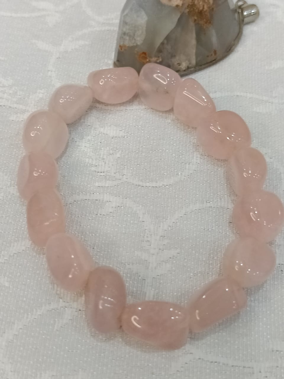 سوار بحجر عقيق وردي