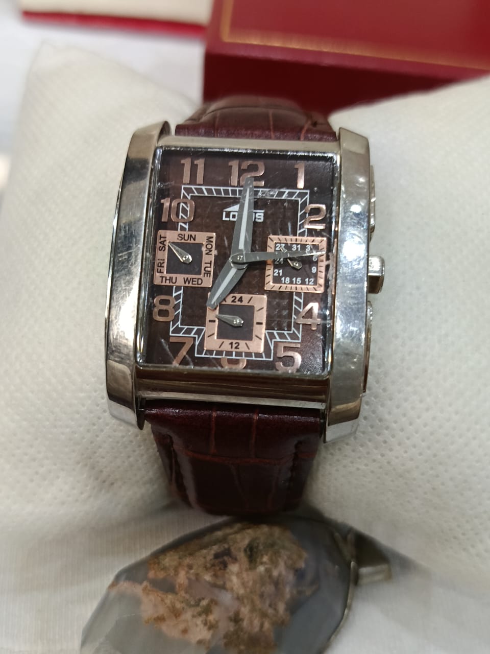 Montre lotus homme Quartz original