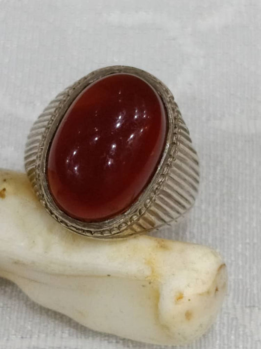 خاتم فضة بحجر عقيق مشمشي شفاف