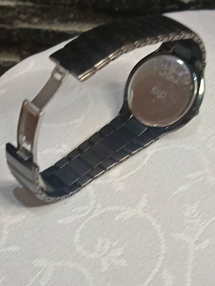 Montre lotus extra plat