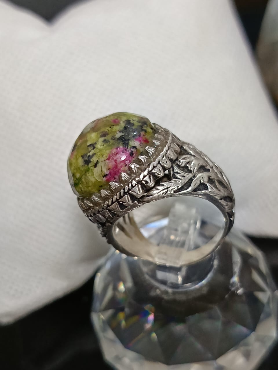 خاتم فضة بحجر طبيعي صلب