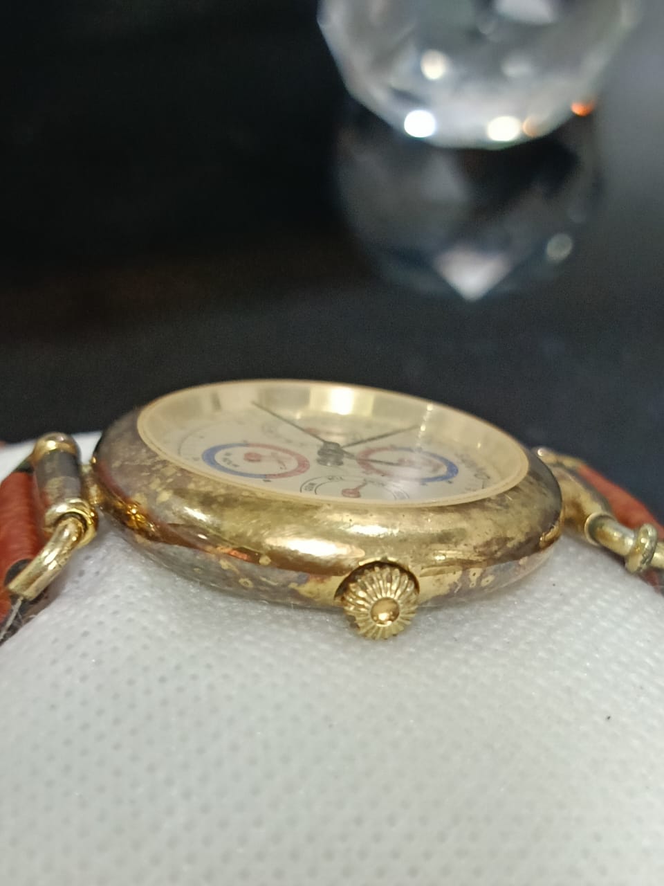 Montre chronographe original en plaqué or vintage