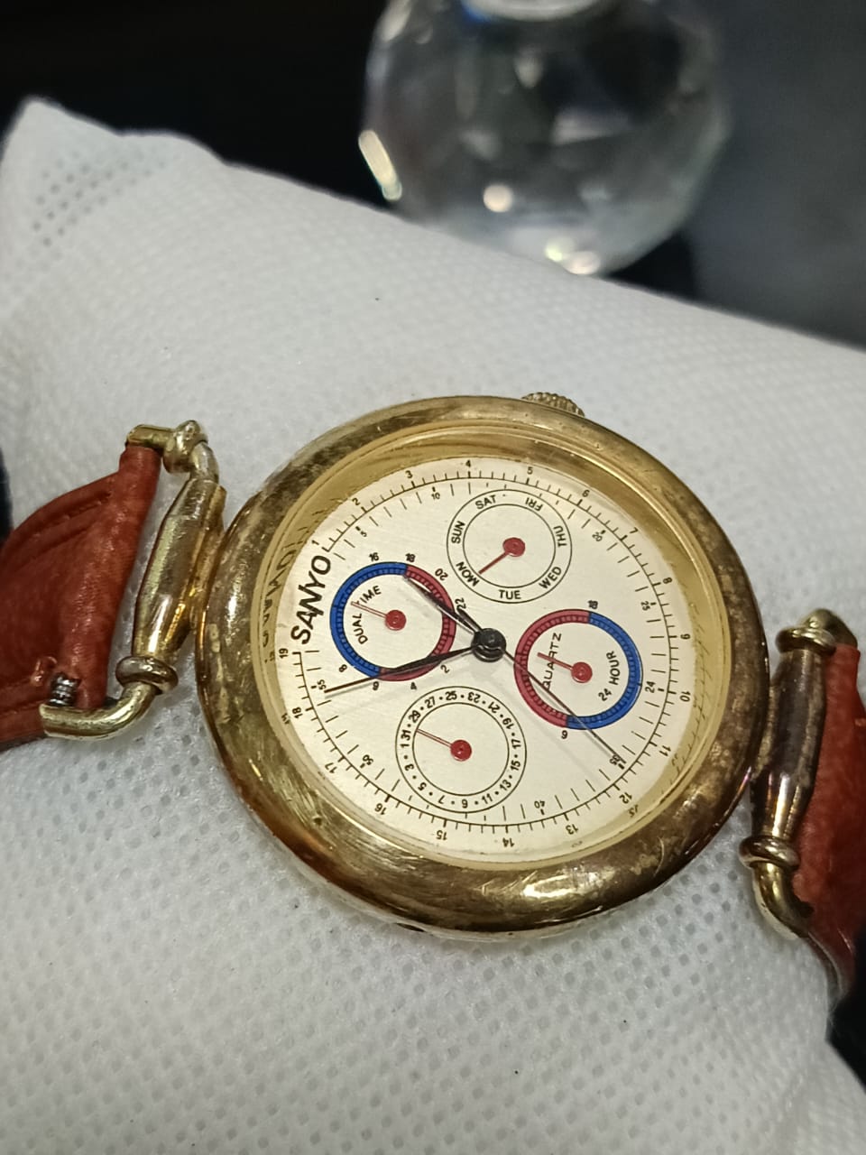 Montre chronographe original en plaqué or vintage