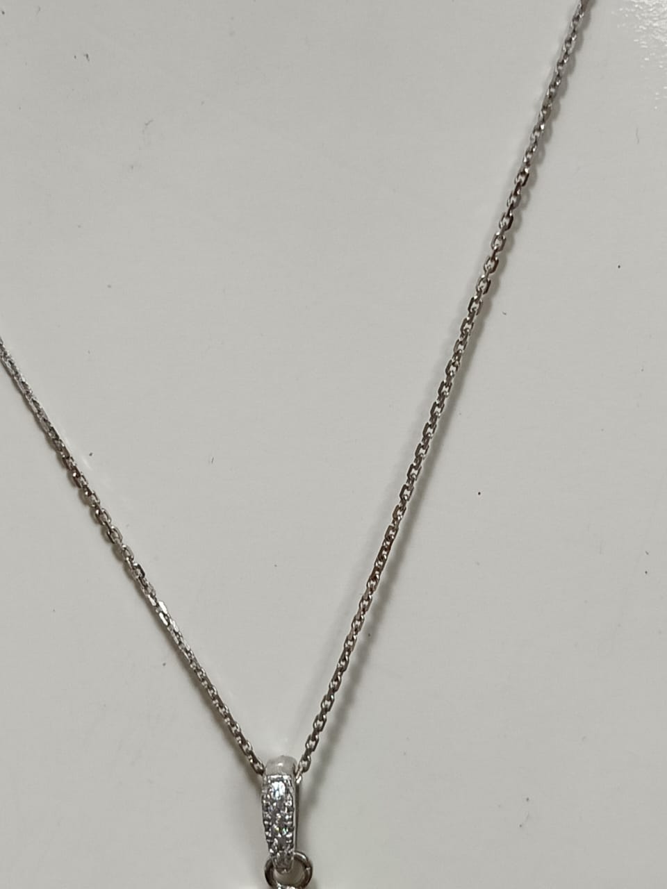 سلسلة فضة