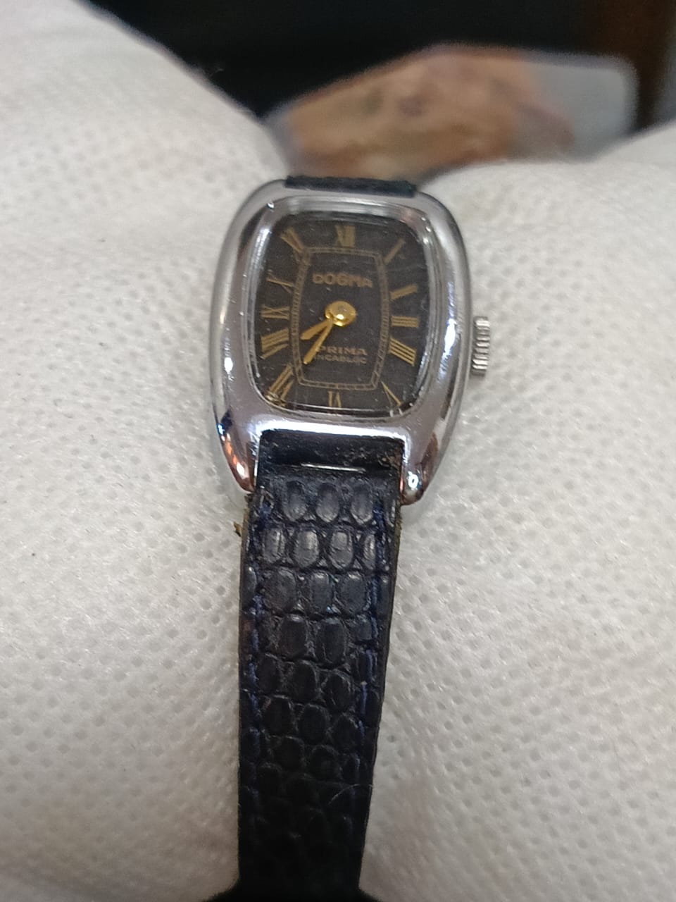 Montre Dogma mécanique vintage femme original