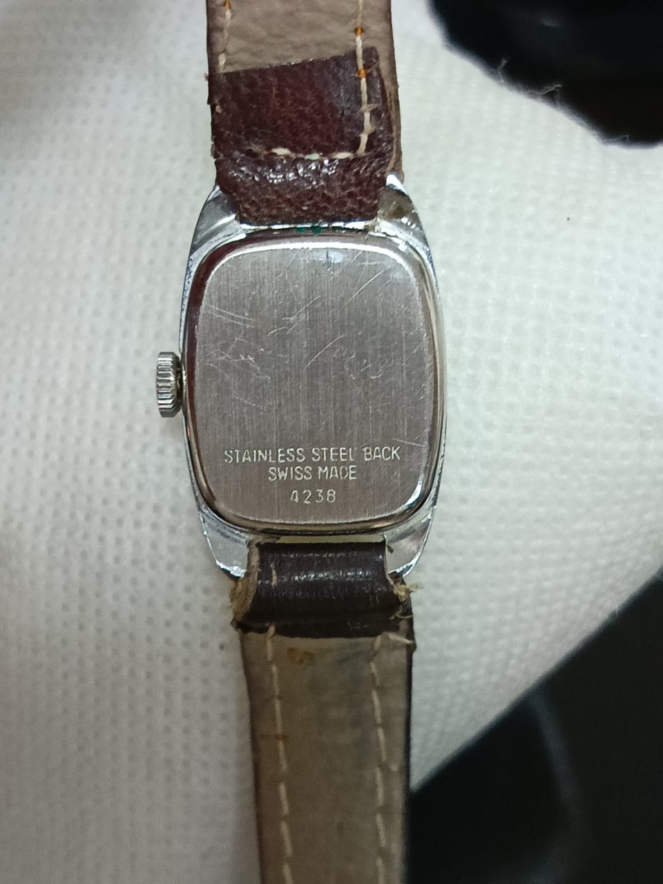 Montre Dogma mécanique vintage femme original