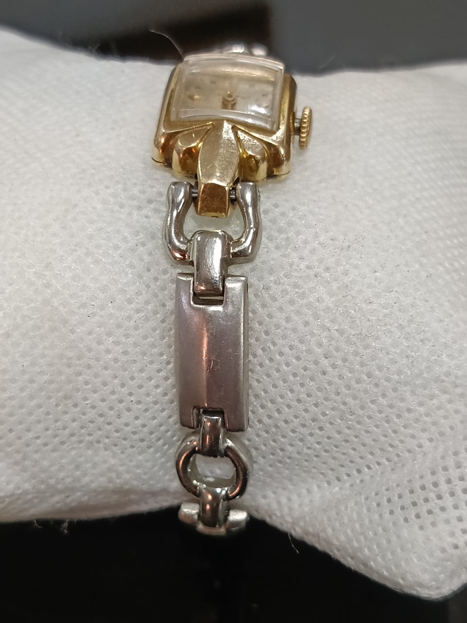 Montre Omega femme mécanique vintage original/80m- or