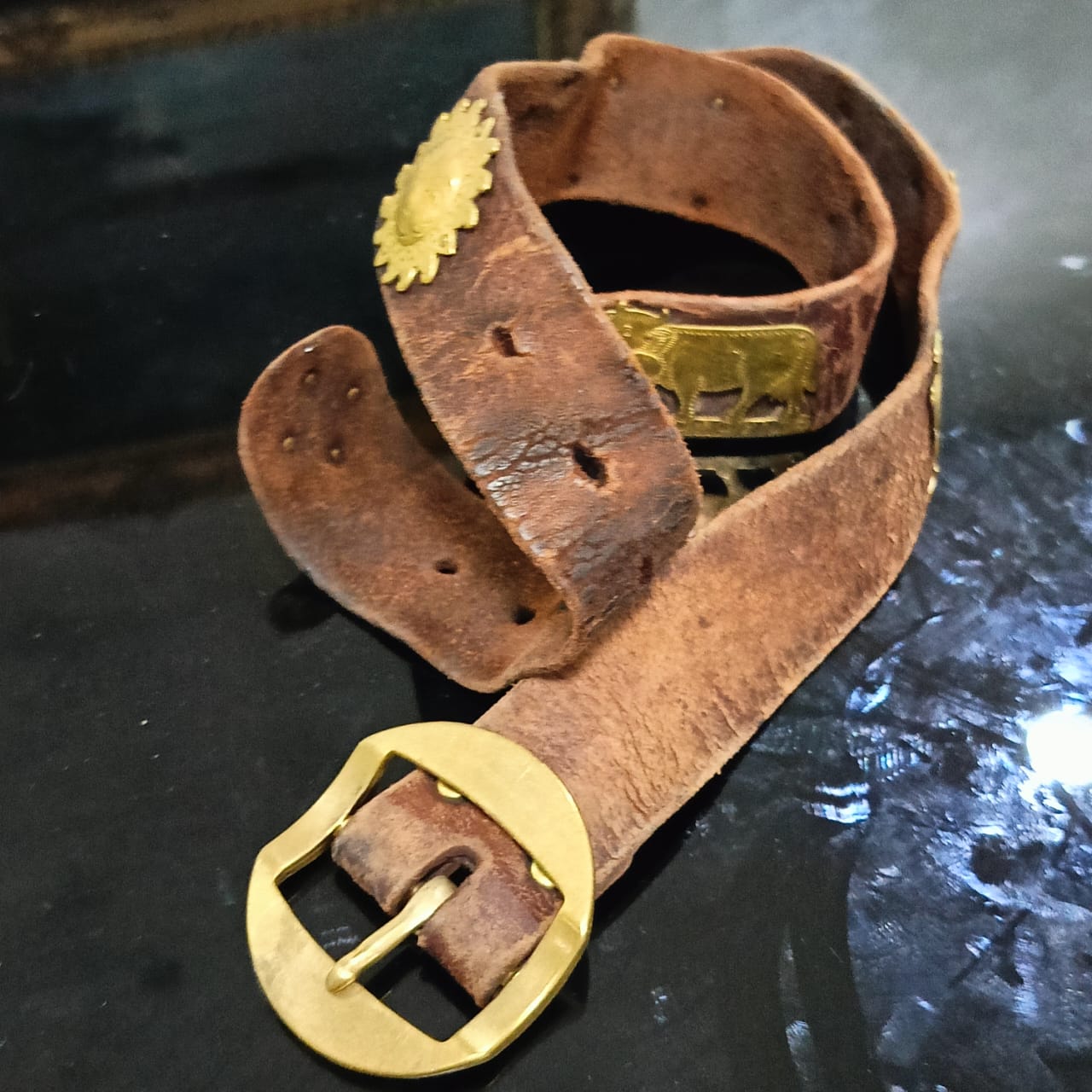 Ancien ceinture en cuir vintage original