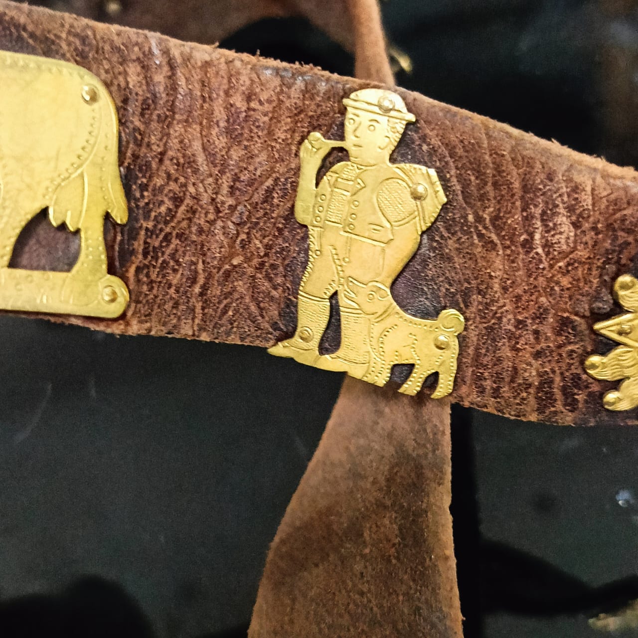 Ancien ceinture en cuir vintage original