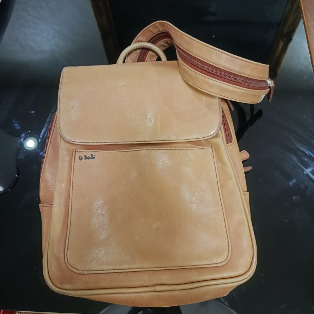 Sac femme en cuir vintage original