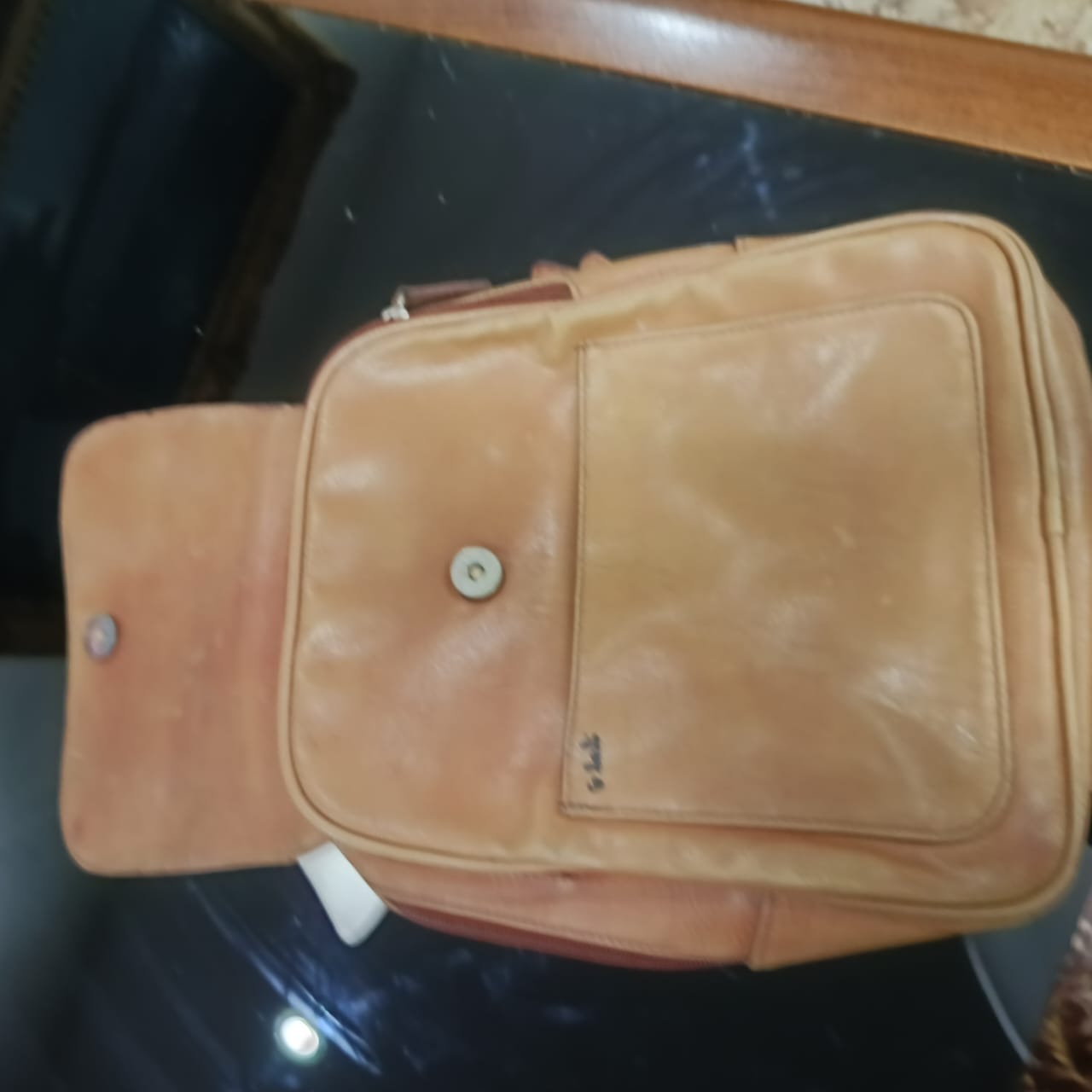 Sac femme en cuir vintage original