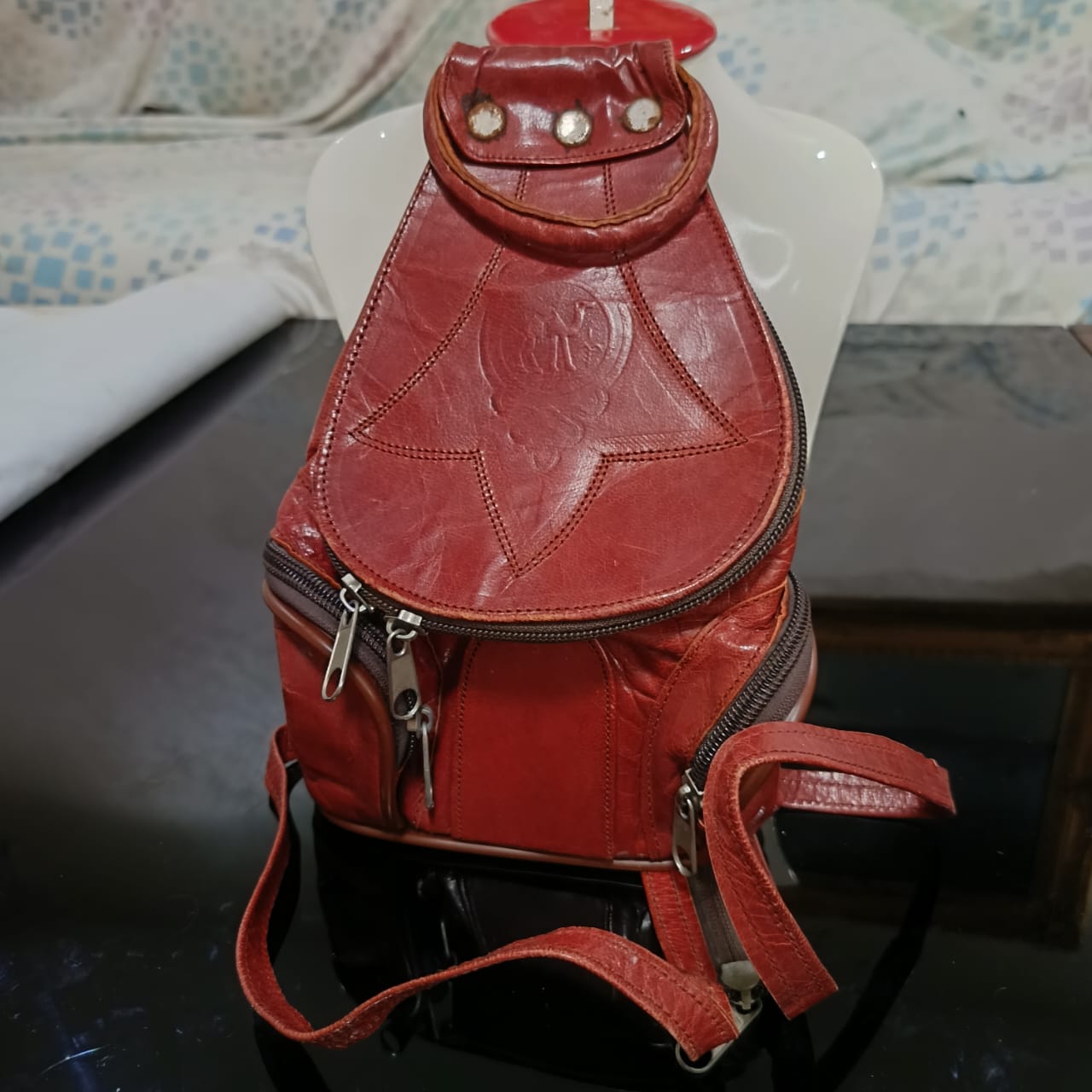 Sac femme en cuir vintage original
