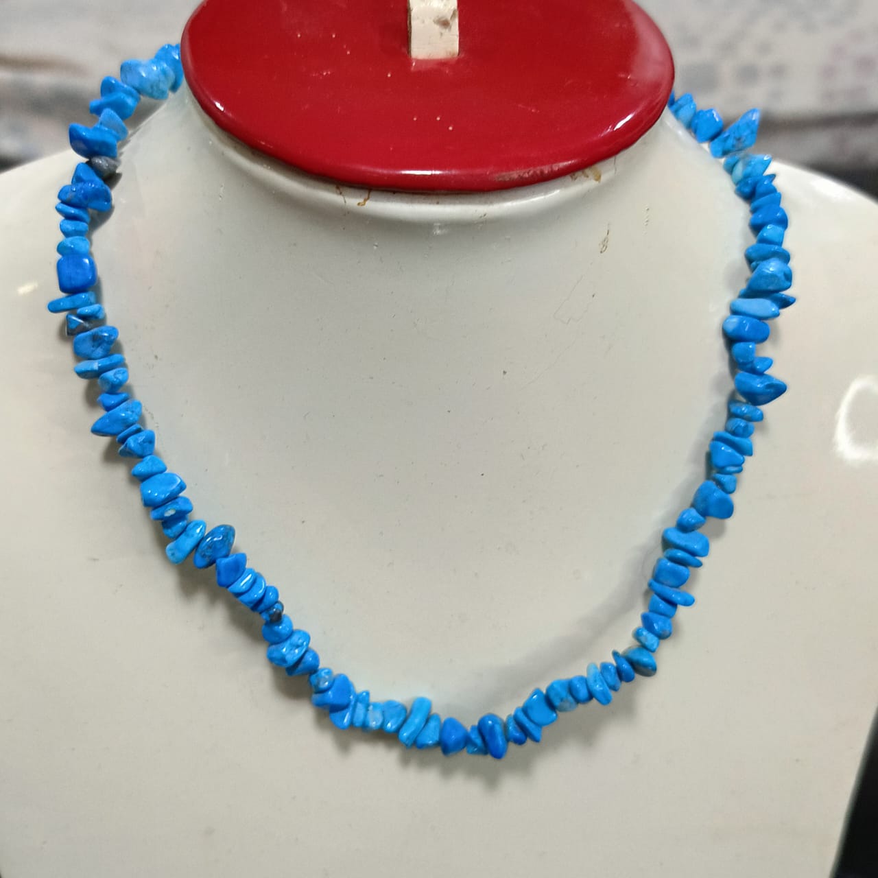 عقد تحفة بحجر فيروز طبيعي