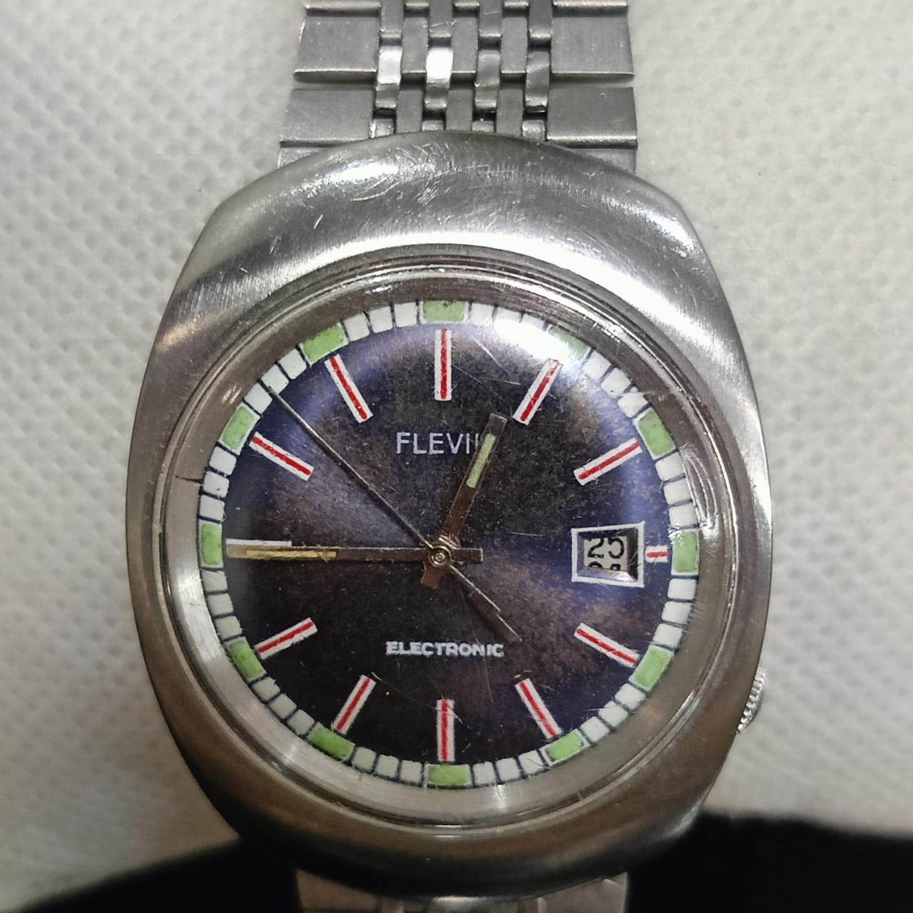 Montre homme Électro mécanique vintage original