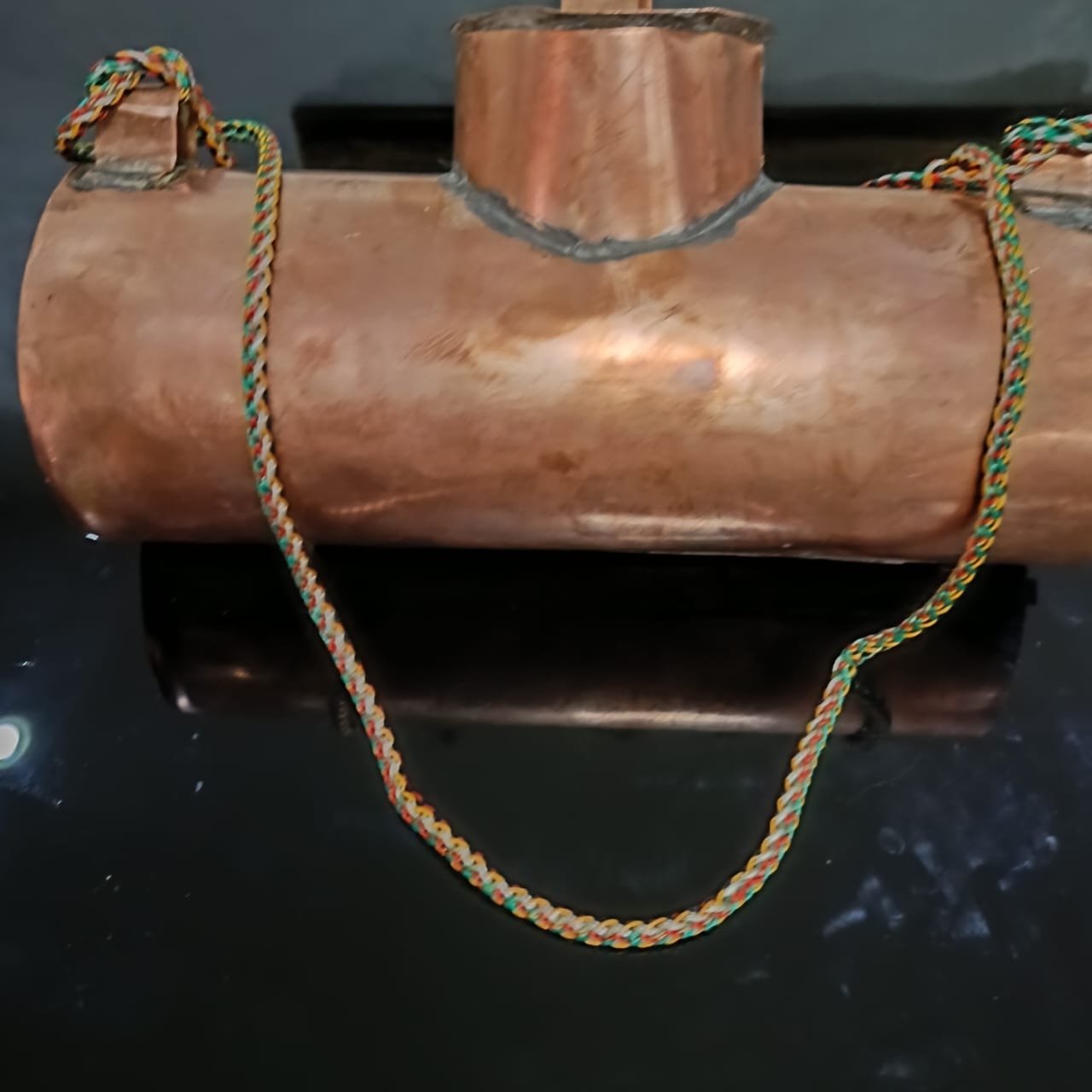 أنية حليب نحاس أحمر