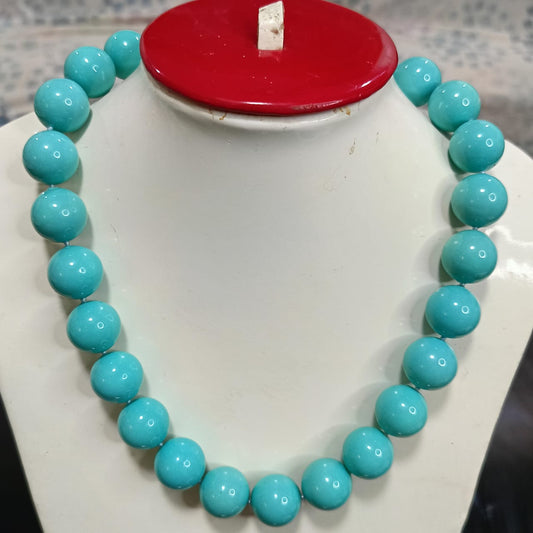 عقد تحفة ثقيل