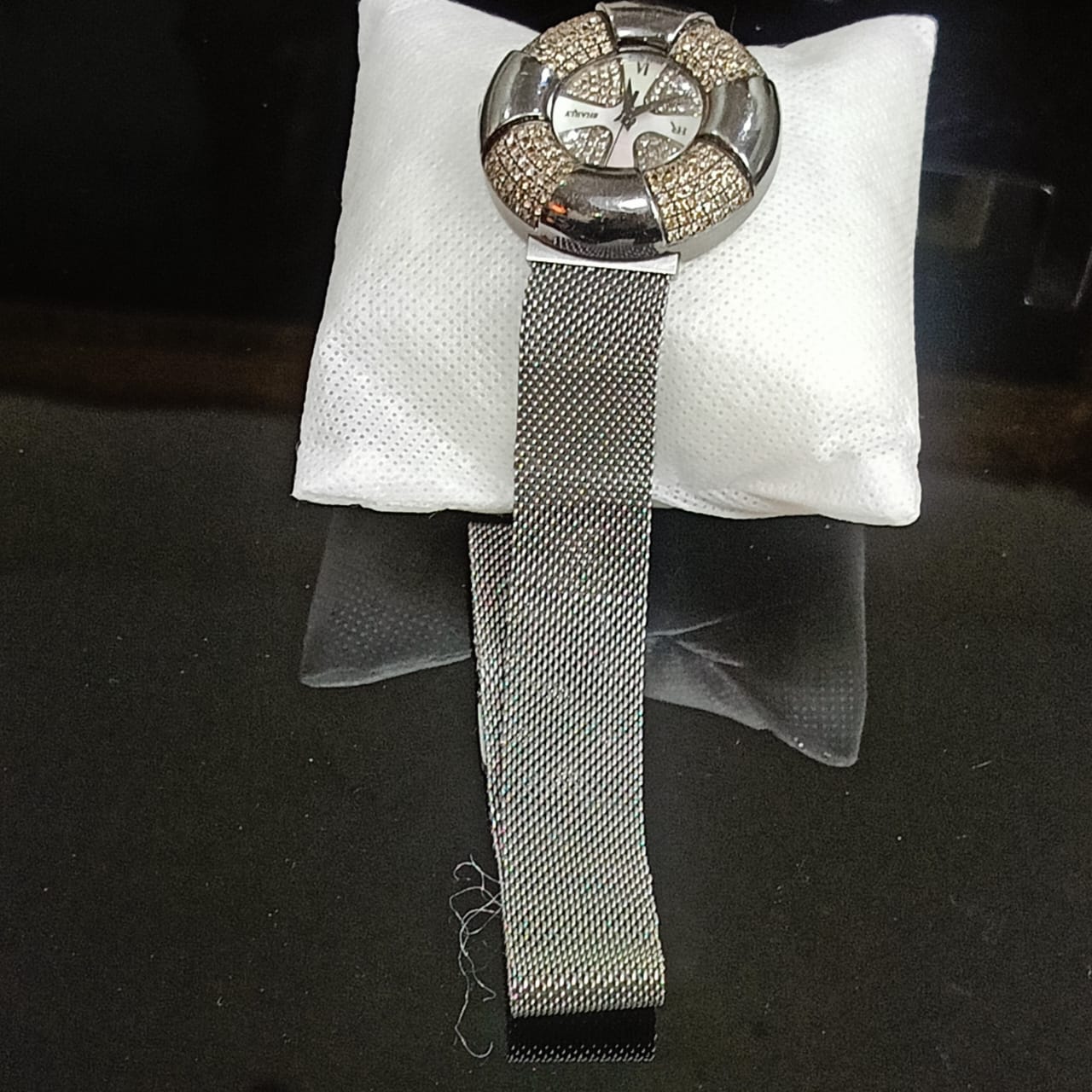 Montre charly RS Suisse en diamant بحجر ماس طبيعي