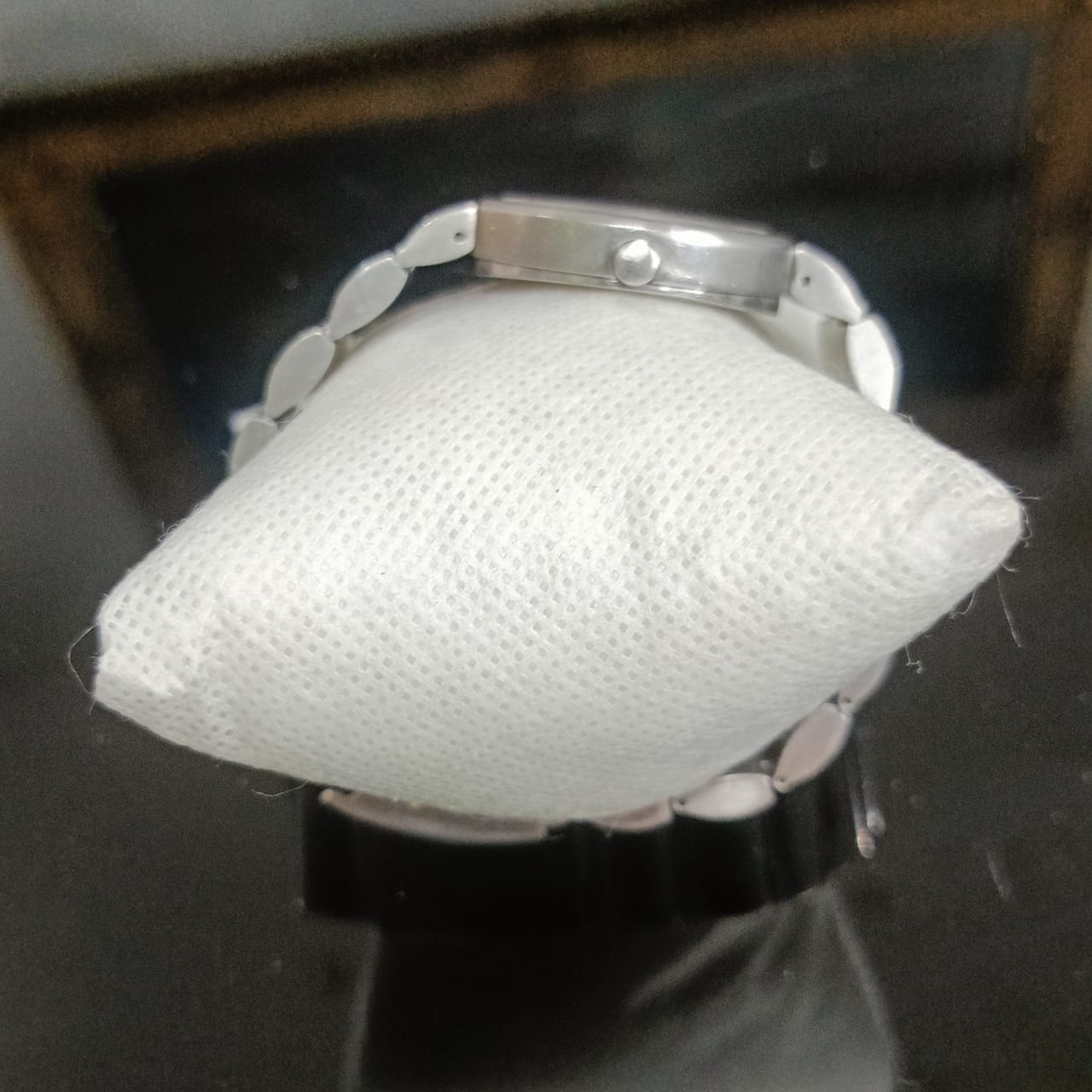 Montre lotus homme original