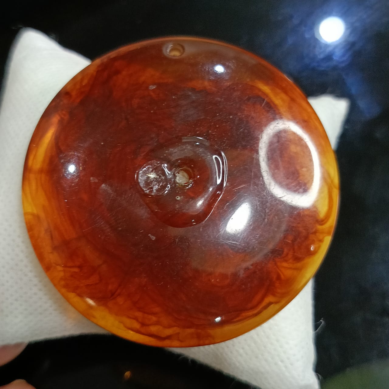 قلادة من كهرمان