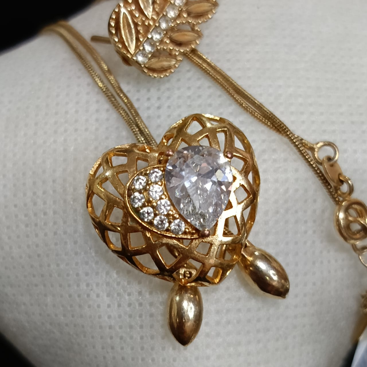 Parure collier plaqué or vintage