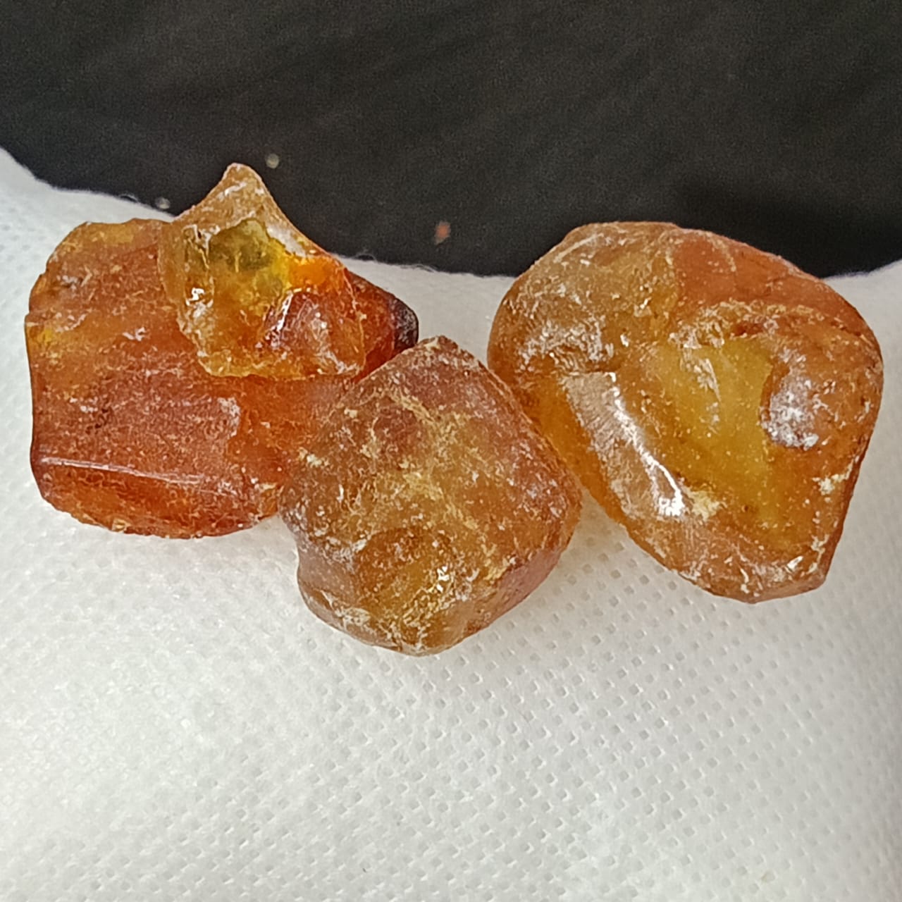 حجر لبان فواح