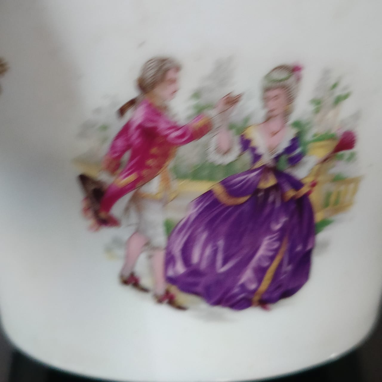 Ancien plat porcelaine art déco