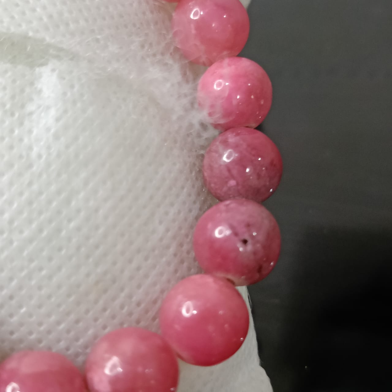 سوار تحفة بحجر عقيق وردي